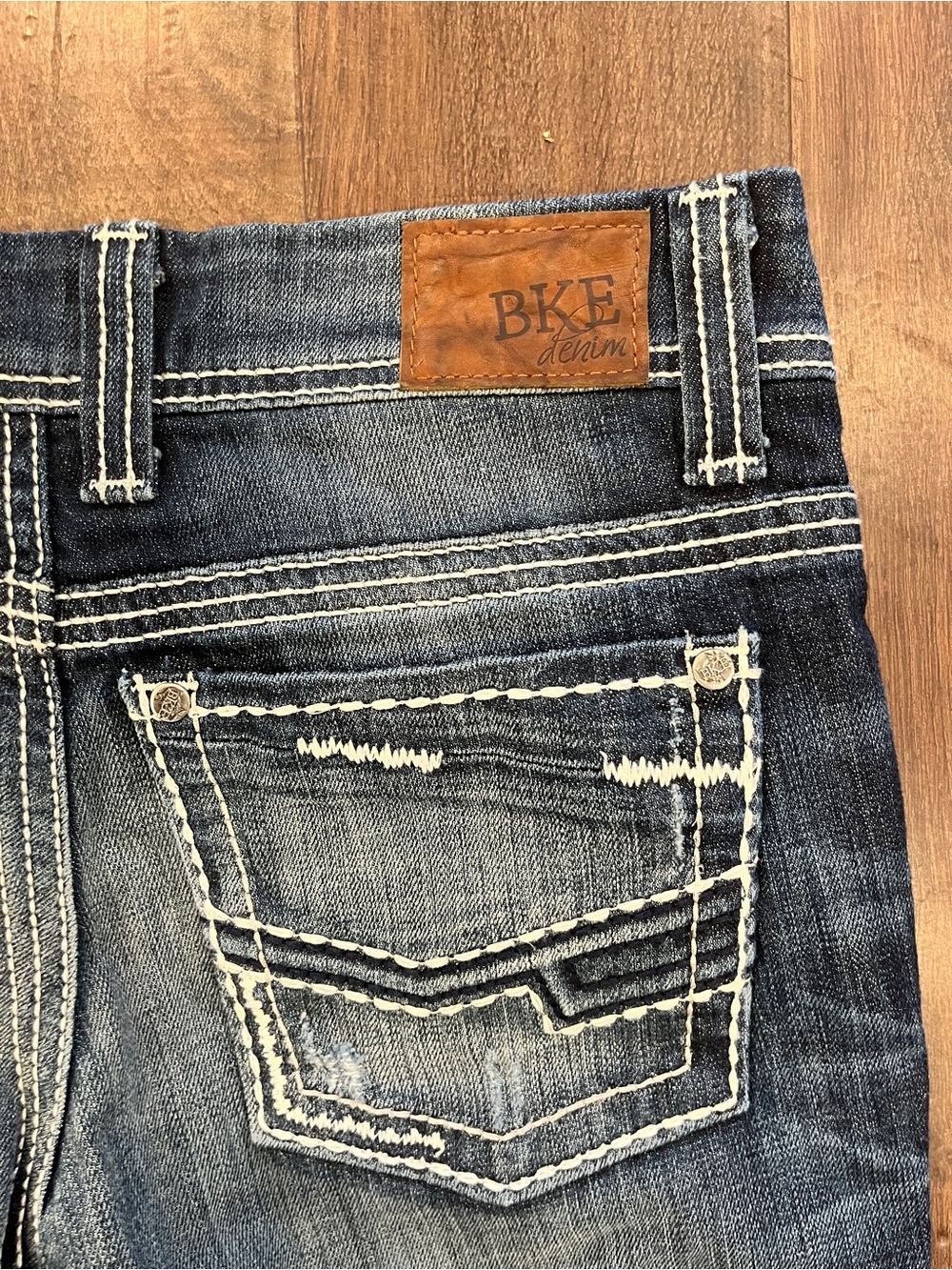 BKE Denim Jeans "Payton" Women Size 28R (28x31.5) Straight Western Buckle Rodeo - Picture 7 of 7